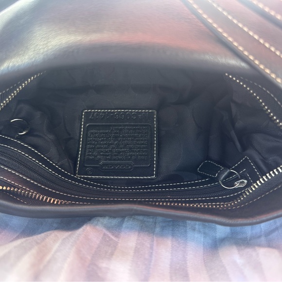 Y2K Coach Leather Small Hobo Bag - Picture 5 of 6